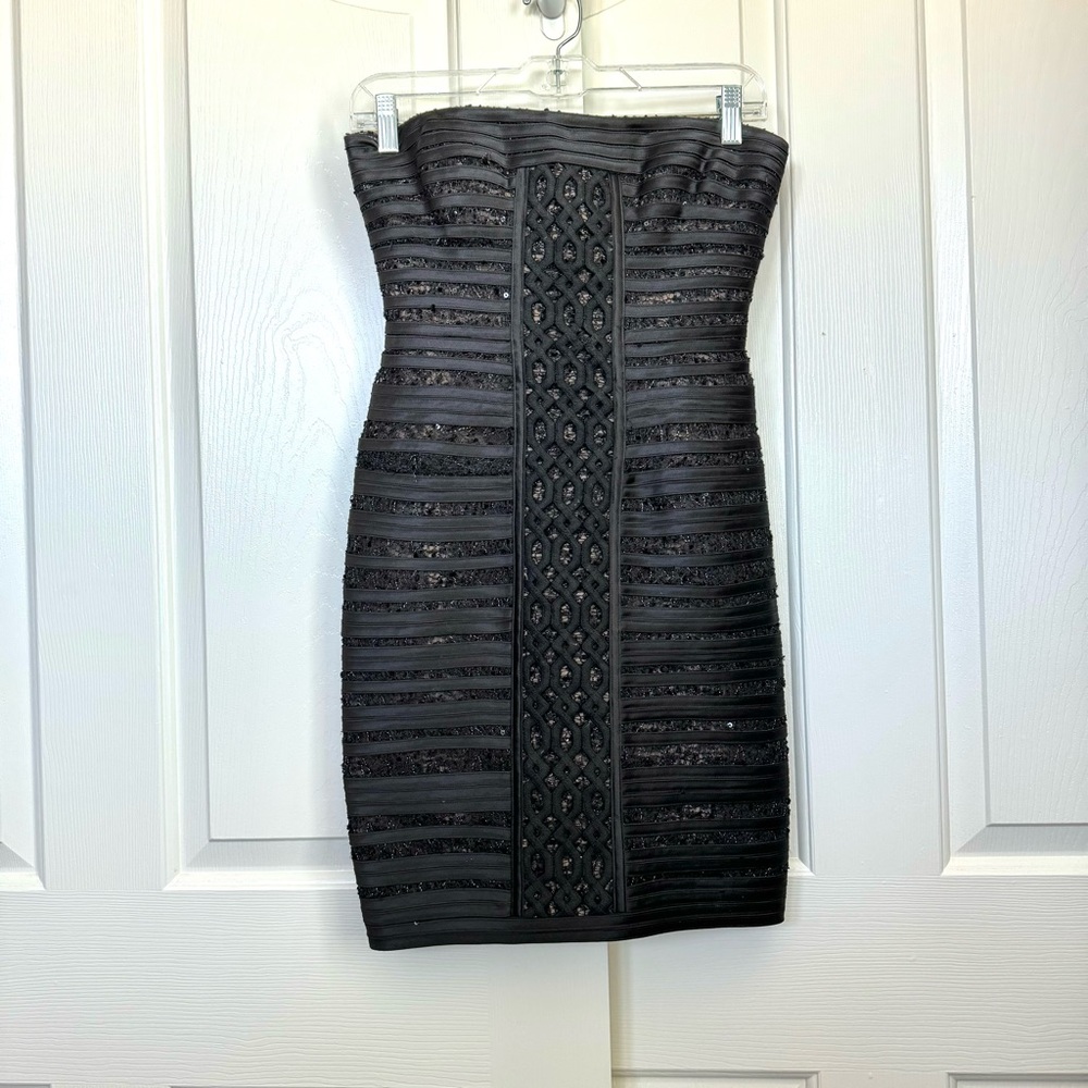 Bcbgmaxazria mini cocktail dress, strapless, lace trim. Excellent condition.
